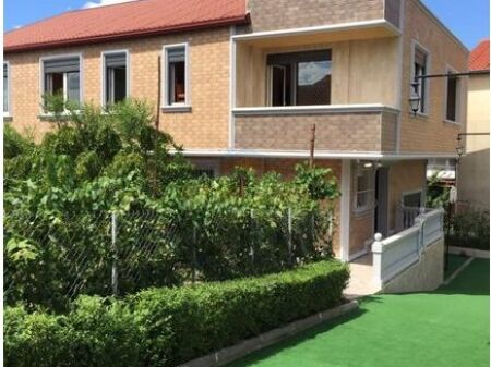 Shitet, Vilë 4-katëshe, Institut, Tirane.