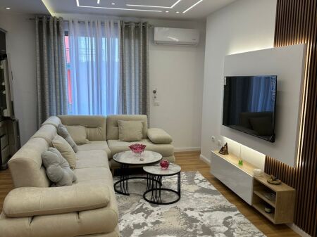 Shitet 2+1 Rr.Besim Alla Misto Mame158.000€