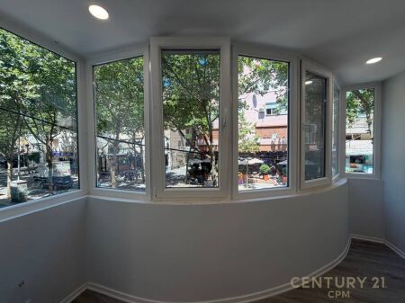OFFICE FOR RENT AT THE INTERSECTION OF BARDHYL STREET!