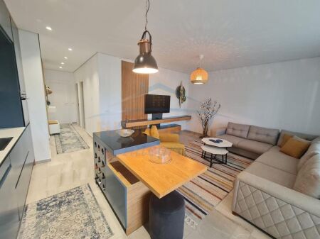Shitet, Apartament 2+1+Oborr, San Pietro Residence, Gjiri i Lalëzit.