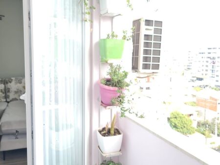 Apartment 1+1, Astir!