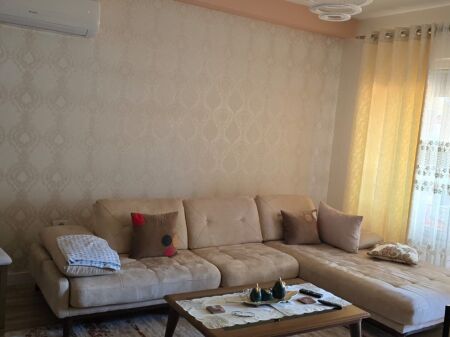 Jepet me qira 2+1+2 Astir 55.000 leke
