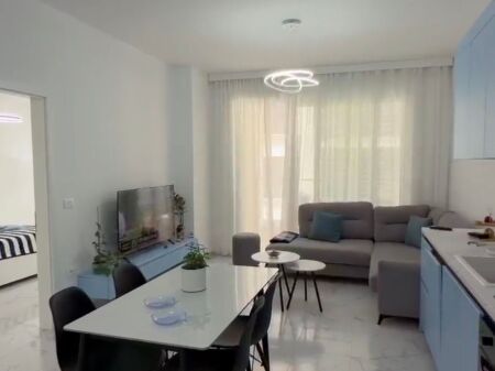Jepet 1+1 per qera Liburna Durres