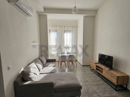 Apartament - Për Shitje - Kompleksi Kontakt, Tiranë