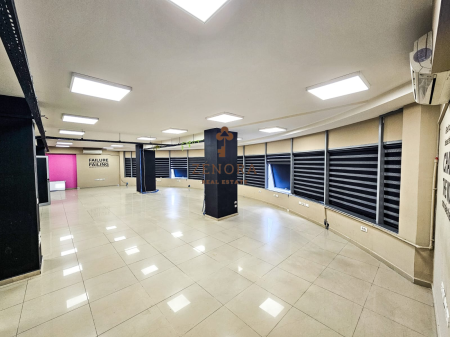 AMBIENT BIZNESI ME QIRA – RRUGA E DIBRËS, PRANË SELVISË (D41114TR)