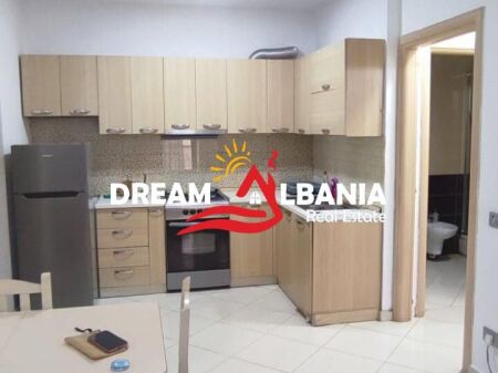 Jepet Apartament 1+1 me qera Rruga Dibres, prane komisariatit nr 4 (42111620)
