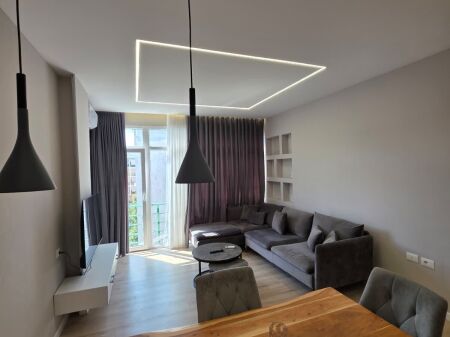 Apartment 1+1 me qera te bulevardi Migjeni