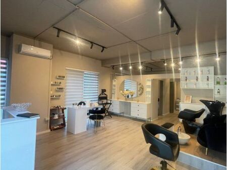 Beauty Salon Business for Sale in Mangalem Complex, Ali Demi, Tirana
