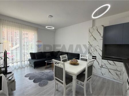 APARTAMENT 1+1 NE QENDER 9 KATSHET