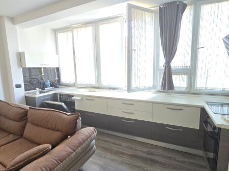 Apartament 2+1 per shitje tek Ish Fusha e Aviacionit