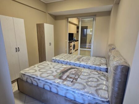 Garsoniere me qera ne 21 Dhjetori Tirane