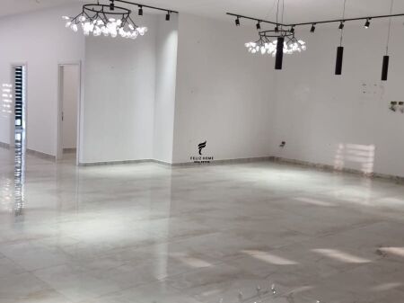 OFFICE FOR RENT 227 M2 DIBRES STREET 3,200 EURO FH-81151
