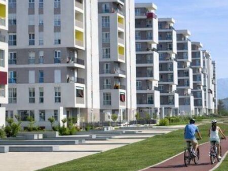 Shitet Apartament 1+1 në Univers City