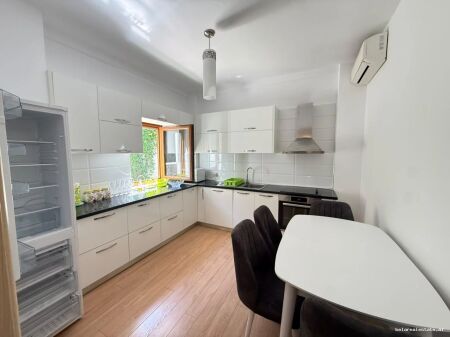Villa a 3 piani in affitto vicino a Teg (ID BV22644) Tirana
