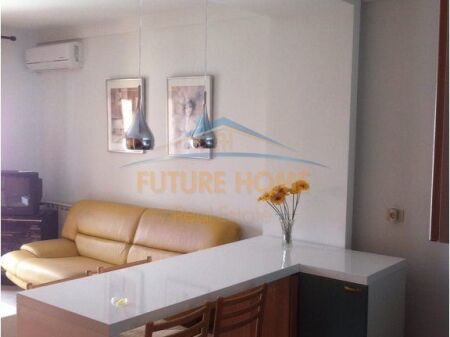 Qira, Apartament 1+1, Blloku i Ambasadave