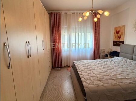 Jepet me qera apartament 1+1 Astir