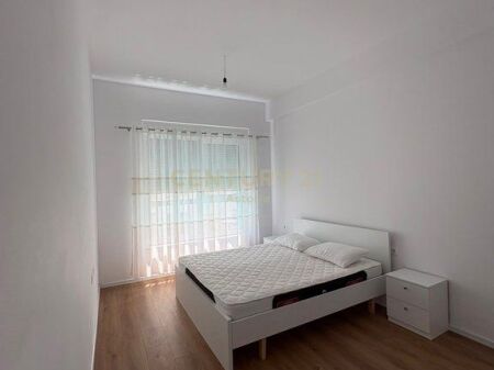 Jepet me qira apartament 1+1 Rezidenca Kadiu