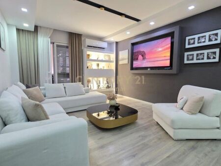 Appartamento 2+1+2 In Vendita a Vlore