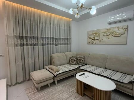 Apartament Me Qera 1+1 tek Bulevardi i Ri (ID B2101778) Tirane