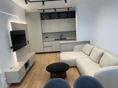  Jepet me qira apartament 1+1 + Post Parkimi   Vendndodhja: Porcelan, Kompleksi Green Harmoni Çmimi: 80,000 Lekë/muaj