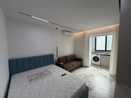 Shiten dy apartamente te pa ndara ne nje cmim , Myslym Shyr