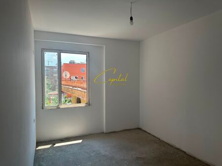 IN VENDITA APPARTAMENTO 2+1+2 XHAMLLIKU 190.000 EURO