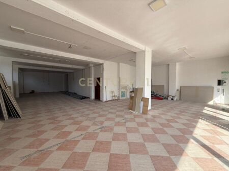 COMMERCIAL SPACE FOR RENT, NEAR THE MINISTRY OF FOREIGN AFFAIRS, TIRANA!