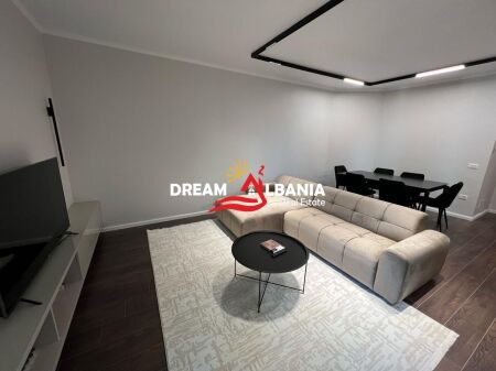 Affitto appartamento 1+1 allo stadio Air Albania (ID 42111365)