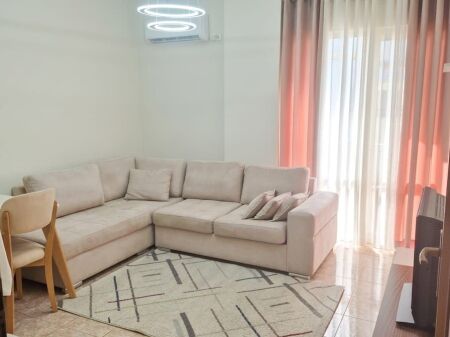 Rent | Apartament 1 + 1 | Rruga Shkelqim Fusha | 450 €/month