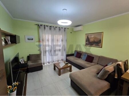 Apartament - Për Shitje - Rruga Don Bosko, Tiranë(ID: 530411001-1389)