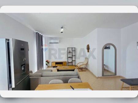 Apartament 1+1 Komuna e Parisit