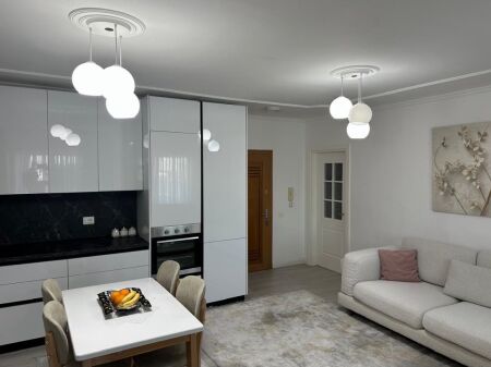 Apartament 2+1 per shitje ten N'Shraku