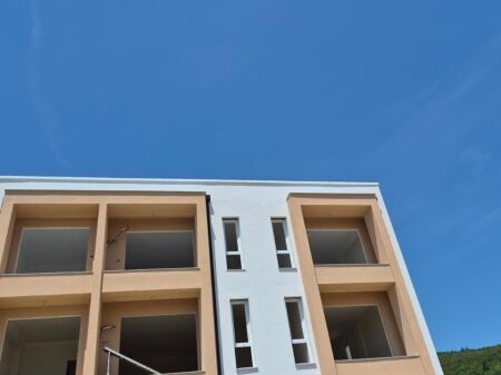 Vendesi in vendita 1+1 vicino al mare – Baia di Lalzi