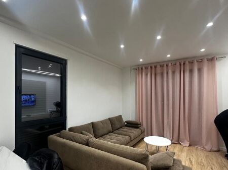 Qera | Apartament 2 + 1 | Porcelan | 750 €/muaj