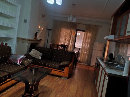 Apartament 2+1 per qera ne Kombinat !