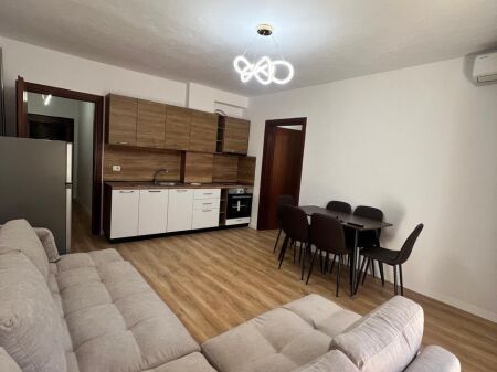 Super Apartament 1+1 për Shitje në Golem