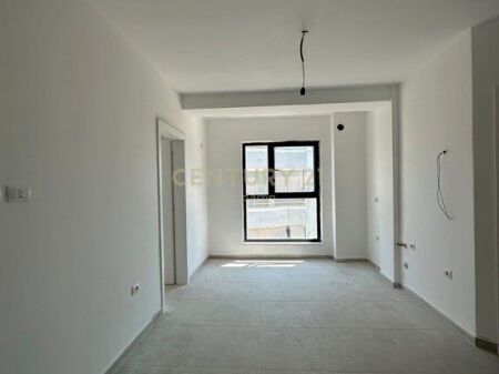 Appartamento 1+1 in vendita a Mali i Robit !