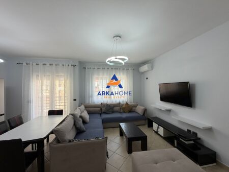 JEPET APARTMENT ME QERA 2+1+BALLKON "RRUGA QEMAL STAFA, PERBALLE PROKURORISE" 1000 EURO