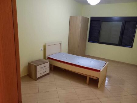 Appartamento 2+1, Yzberisht!