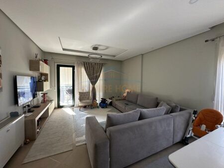 Shitet, Apartament 2+1+2, Green City Residence, Unaza e Re