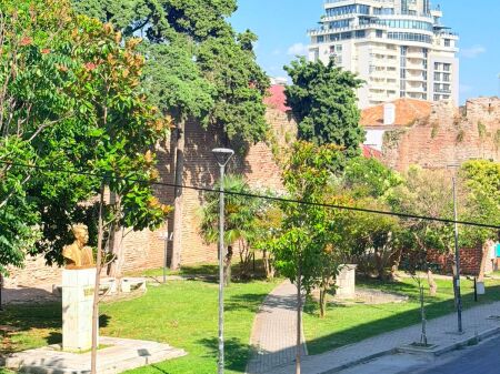 JEPET ME QERA APARTAMENT 3+2 PRANE ALBANIAN COLLEGE, DURRES