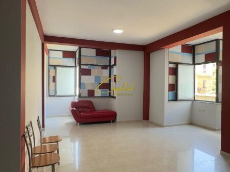 BUSINESS PREMISES FOR RENT 120 M2 CENTER 950 EURO