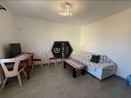 Furnished 2+1 apartment, United School