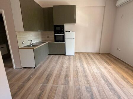  Studio apartment for Sale – Shkëmbi i Kavajës,