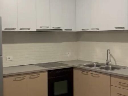 Rent | Apartament 2 + 1+2+Ballkon | Yzberisht | 450 €/month