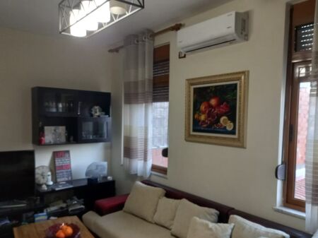 Qera | Apartament 1 + 1 | Kombinat | 360 €/muaj