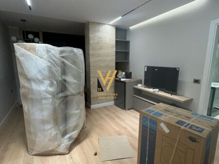 JEPET GARSONIERE 35 M2 ME QIRA TE KOMUNA E PARISIT 550 EURO