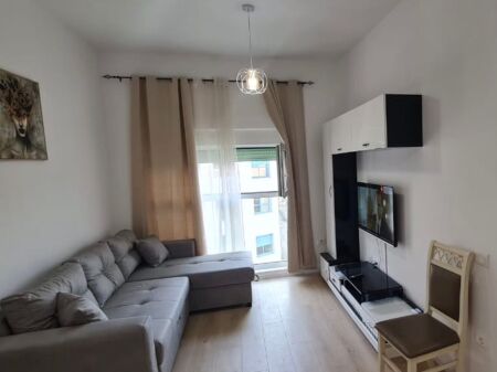 Apartament me qera 2+1 Ali Dem