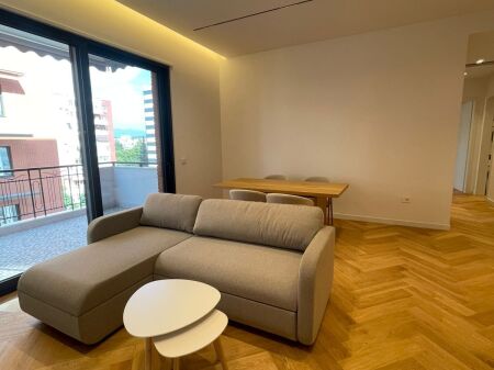  Jepet me qira apartament  2+1+2 + Post Parkimi 