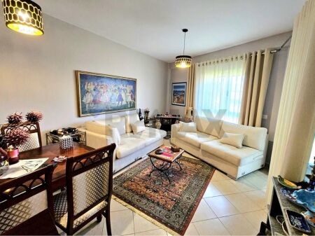 Apartament - Për Shitje - Kopshti Zoologjik, Tiranë